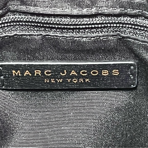 🎉HP 🎉 Marc Jacobs Mini Commuter Coated Leather Crossbody Bag - Picture 11 of 13
